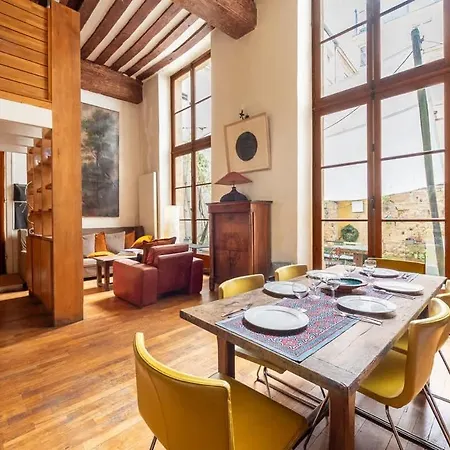 Le Marais - Private 3br House With Terrace