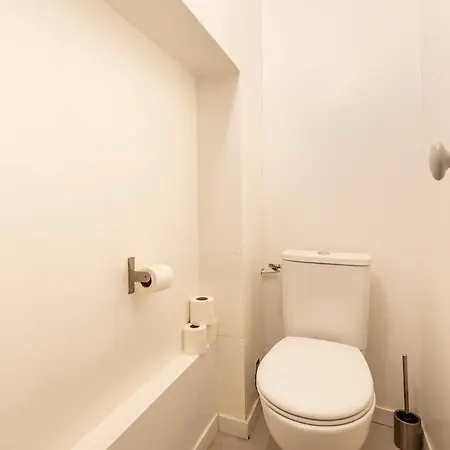 Le Marais - Private 3br House With Terrace 4* Paris